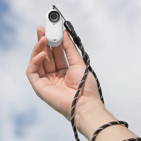 Silikone etui / etui med linsedæksel og rem til Insta360 GO 3 kamera - Hvid