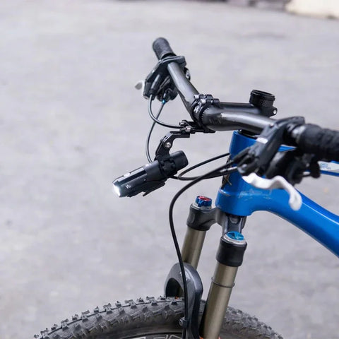 Lommelygteholder til GoPro