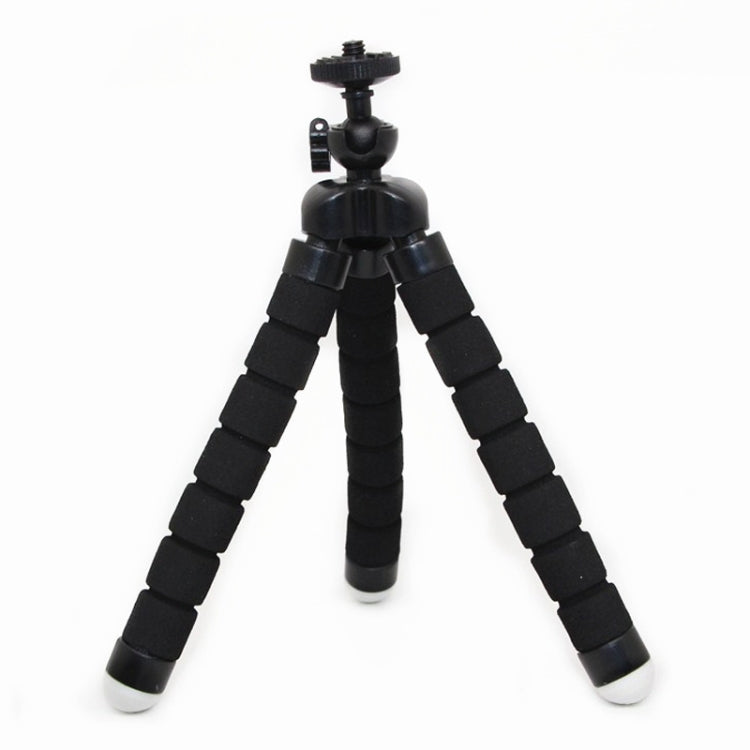 Flexibelt ministativ med mobilhållare och Bluetooth-fjärrkontroll för stabil fotografering med smartphone.